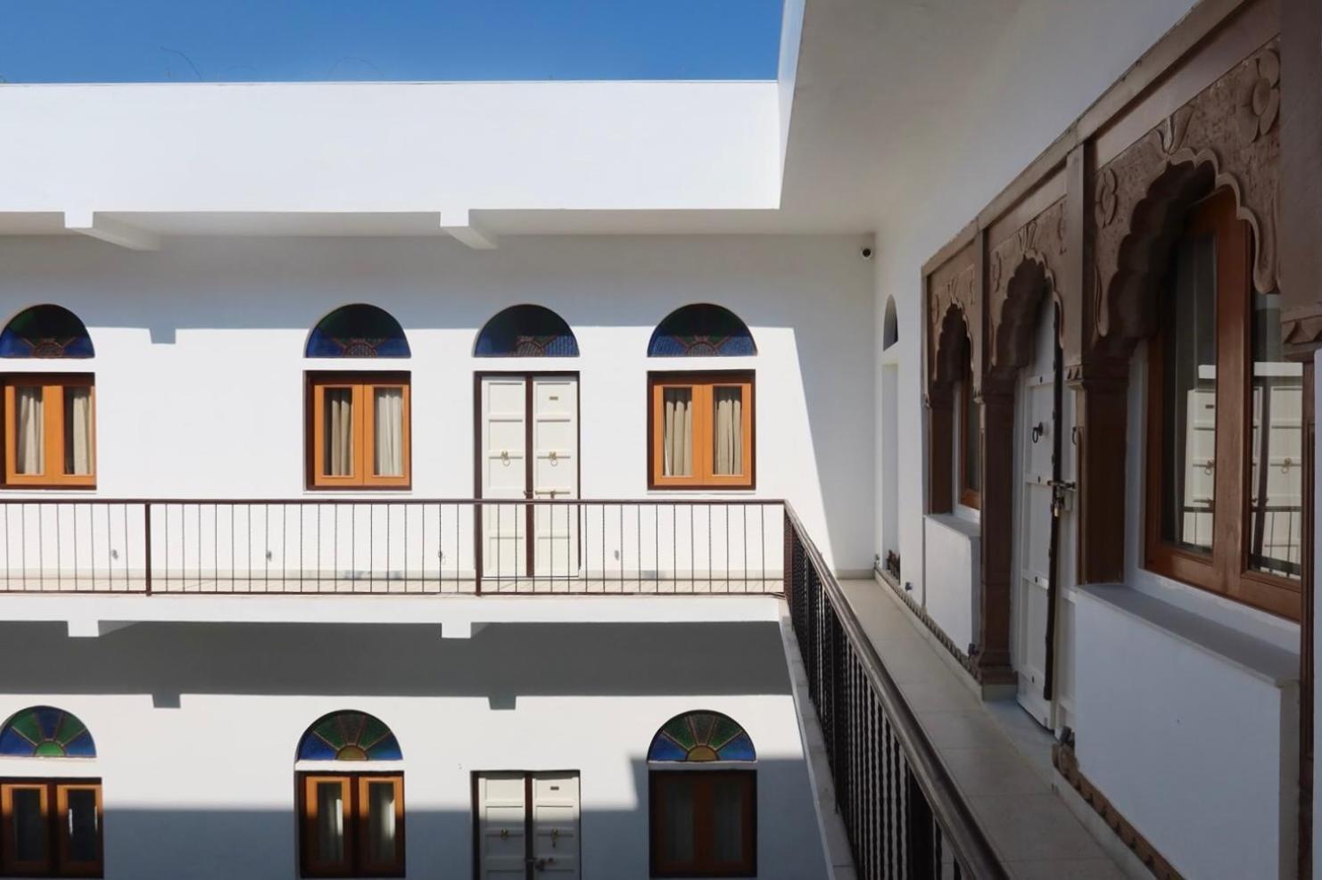 فندق ديف نيواس  Būndi المظهر الخارجي الصورة